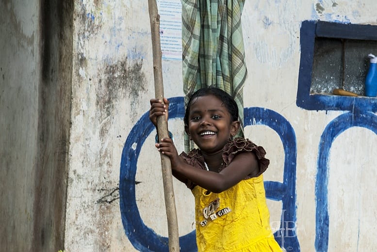 India Backwaters Happy Girl
