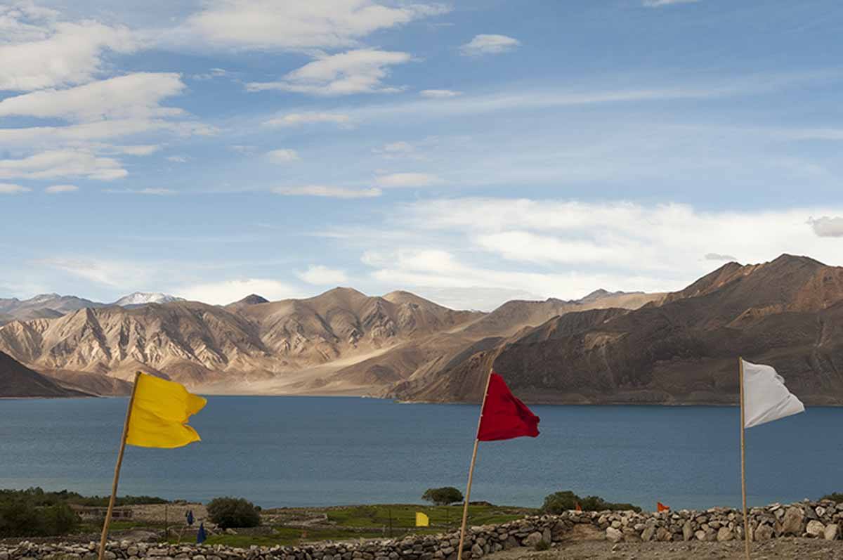 India-Pangong-Lake-with-Flags