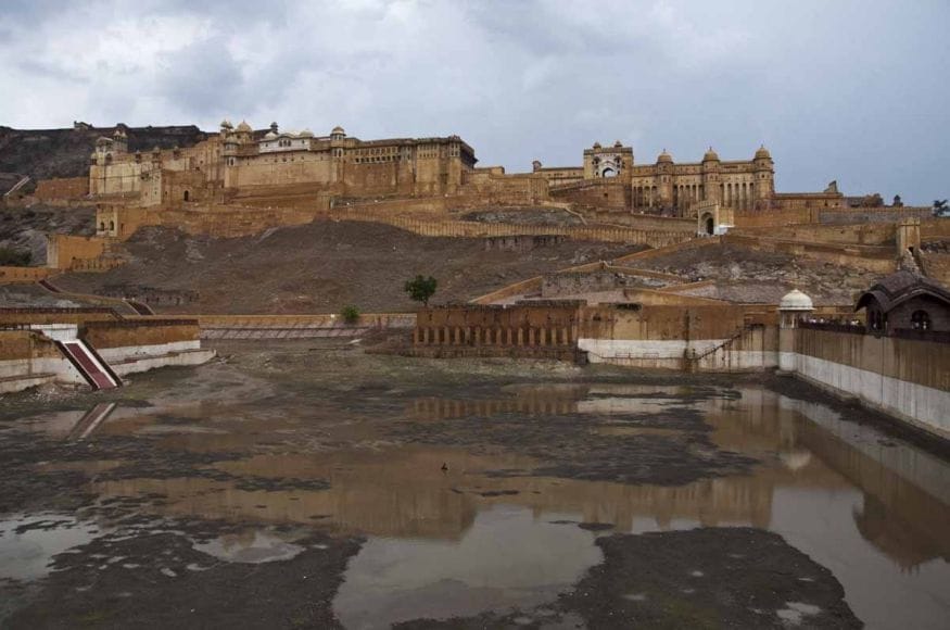Jaipur-Amber-fort-rain-1440x955