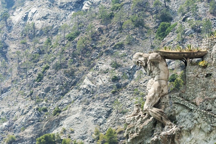 Cinque Terre by train Monterosso Giant