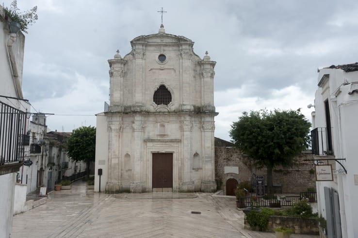 Monte Sant'Angelo church ss trinità