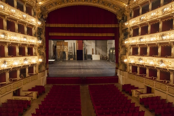 Ponchielli Theatre inside