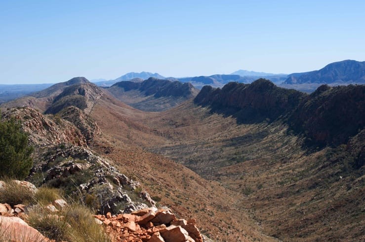 larapinta trail australia