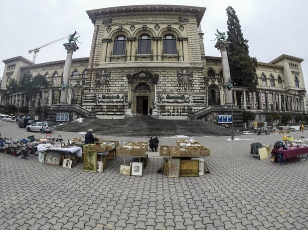 lausanne flea market