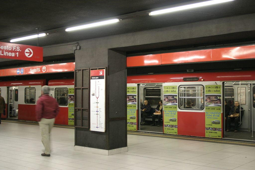milan metropolitana red line M1