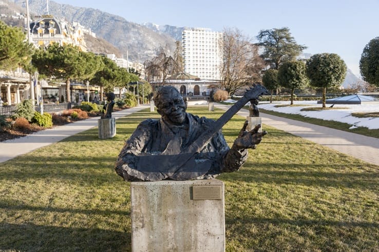 bb king statue montreux