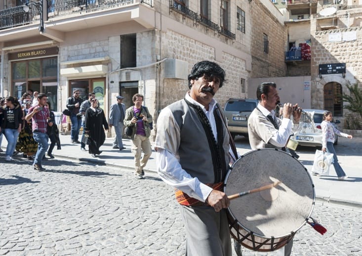 mardin first street musician