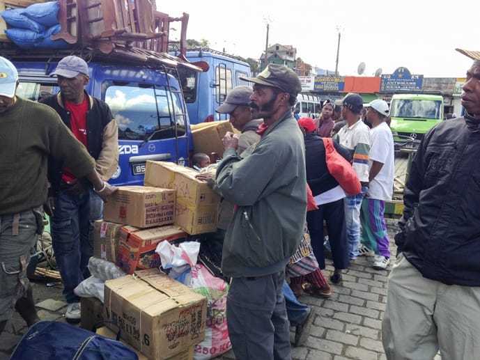 madagascar taxi brousse