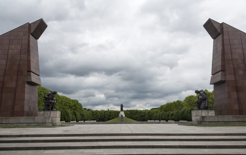 treptow park soviet memorial
