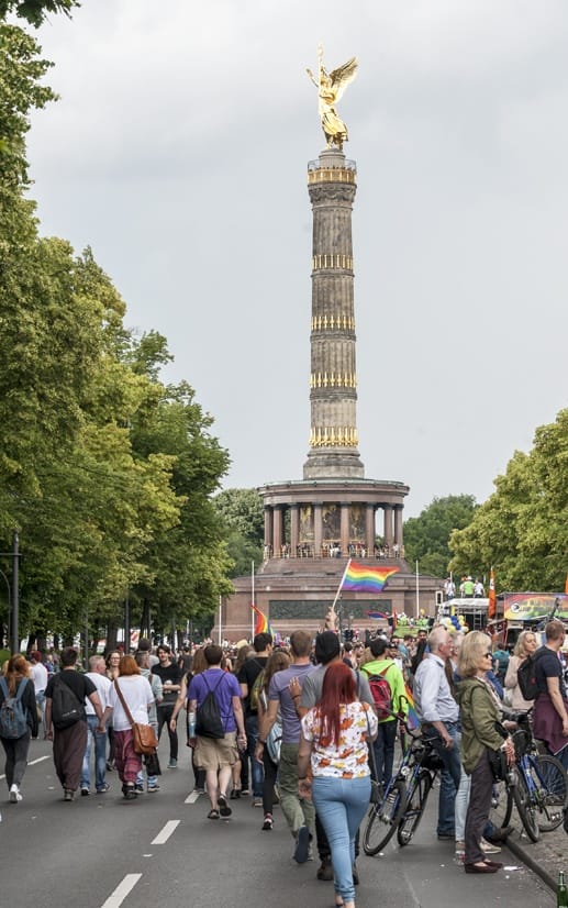 berlin gay pride tiergarten
