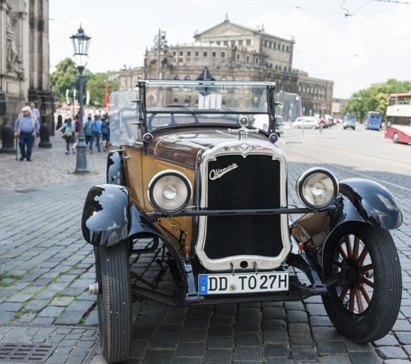 Dresden oldsmobile semperoper