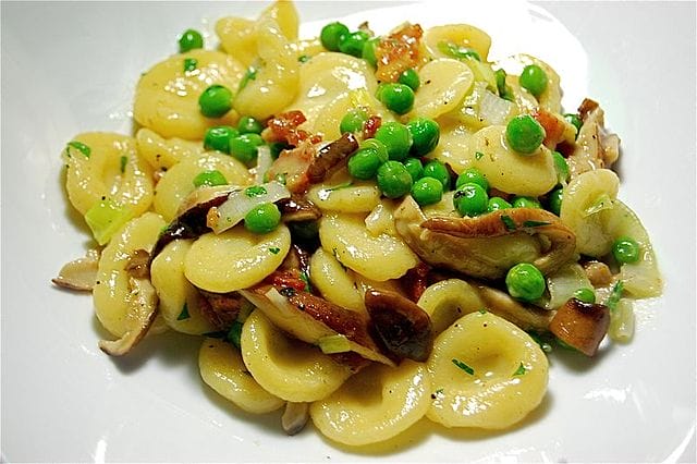 italian dishes orecchiette