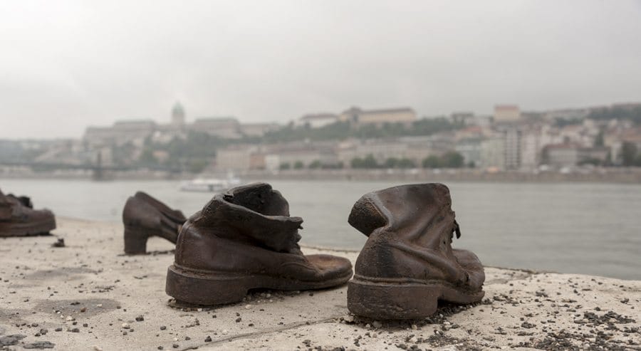 shoes on the danube budapest 1