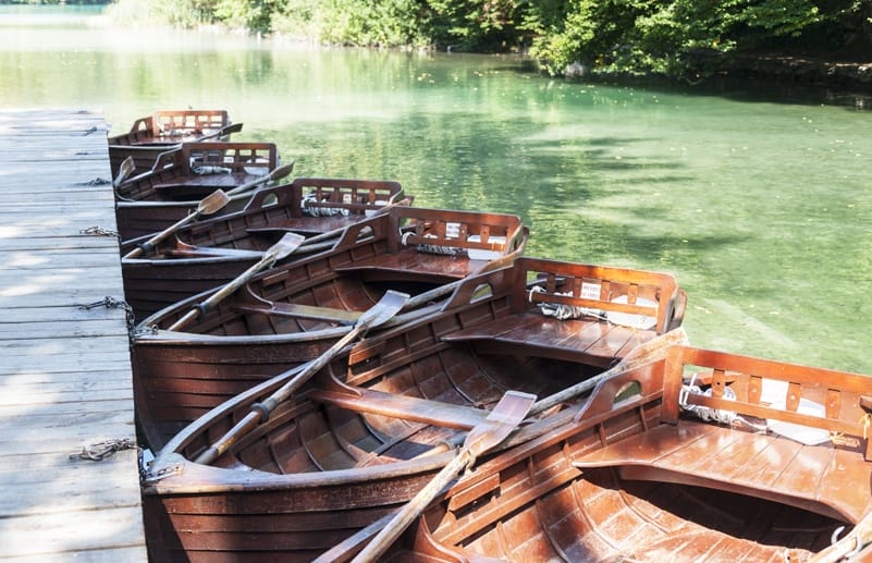 plitvice lake wooden boats