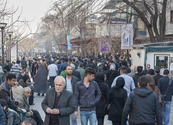 tehran bazaar crowds