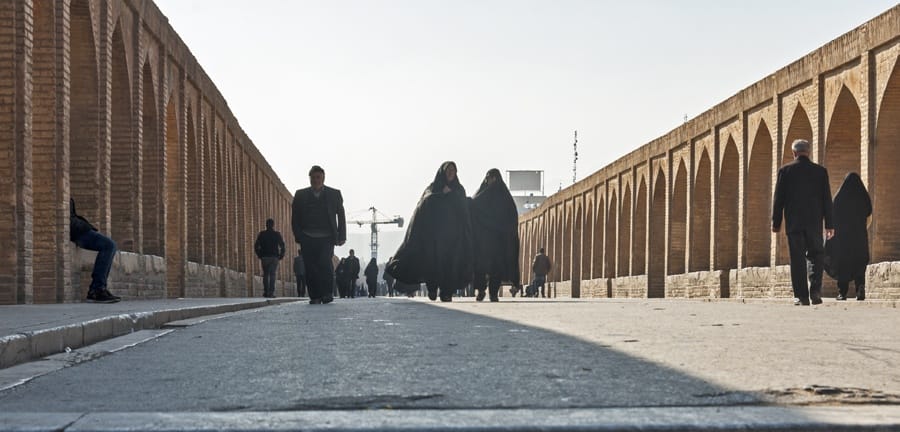 siosepol bridge women chador isfahan