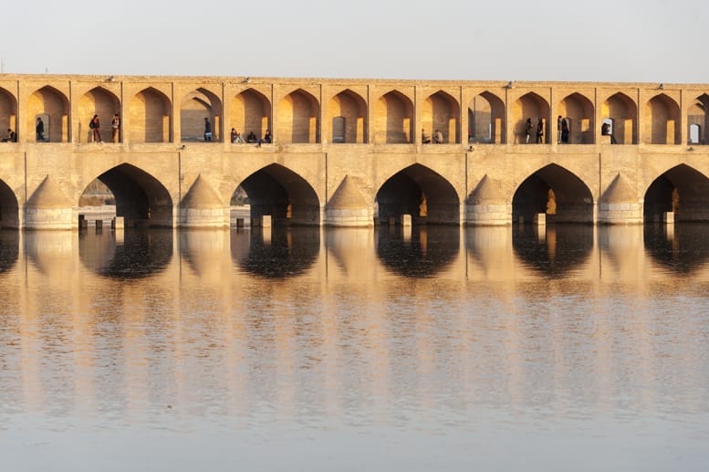 visit iran isfahan siosepol bridge