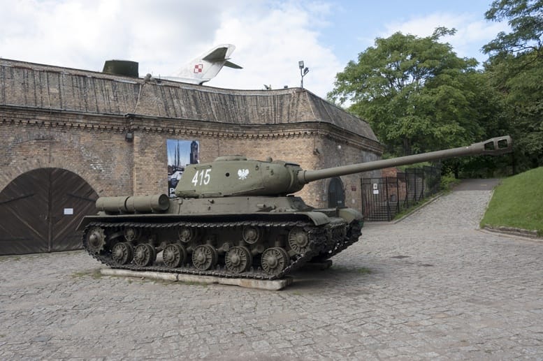 poznan cytadela tanks walls