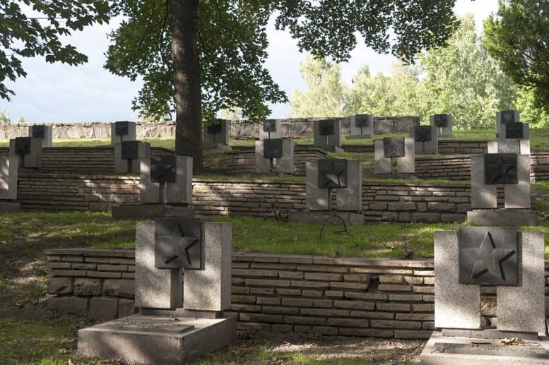 poznan cytadela soviet cemetery