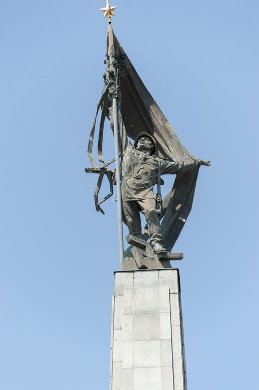 slavin soviet memorial bratislava statue