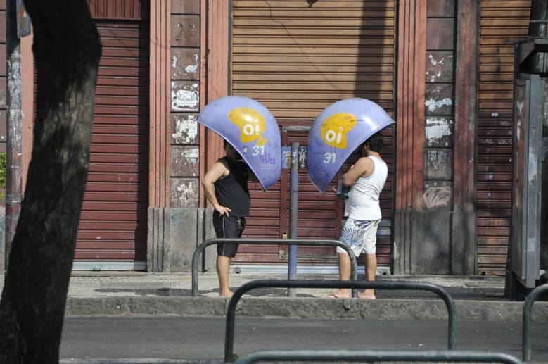 salvador insider tips phone ladies