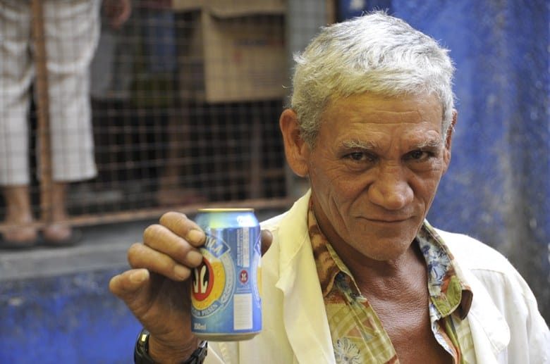 favela rocinha man with beer