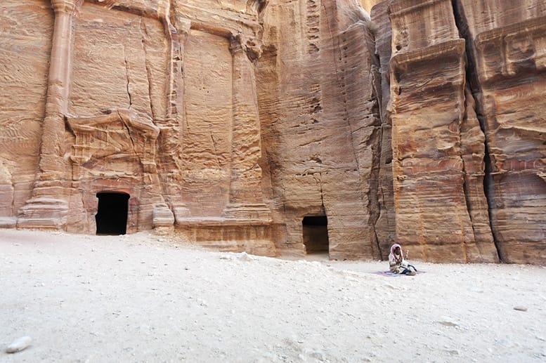 Petra-Tomb-and-Busker
