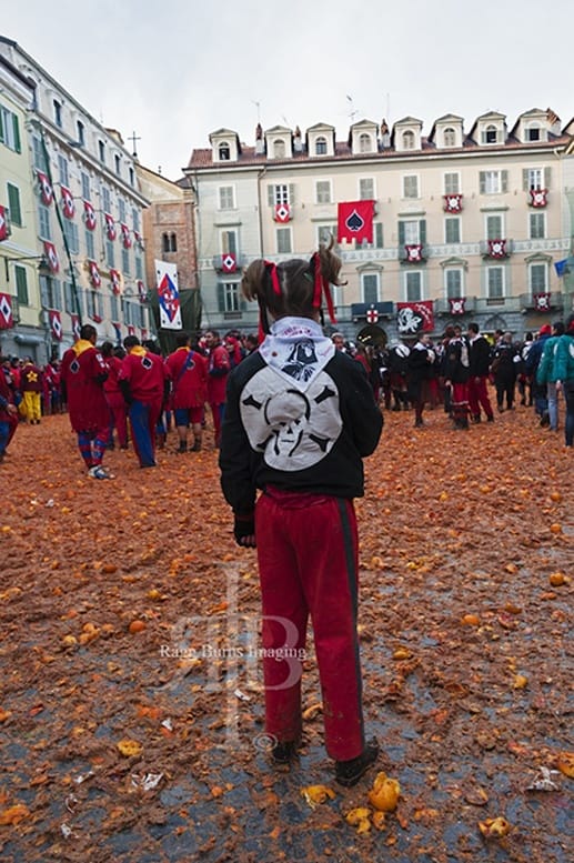 ivrea carnival orange battle