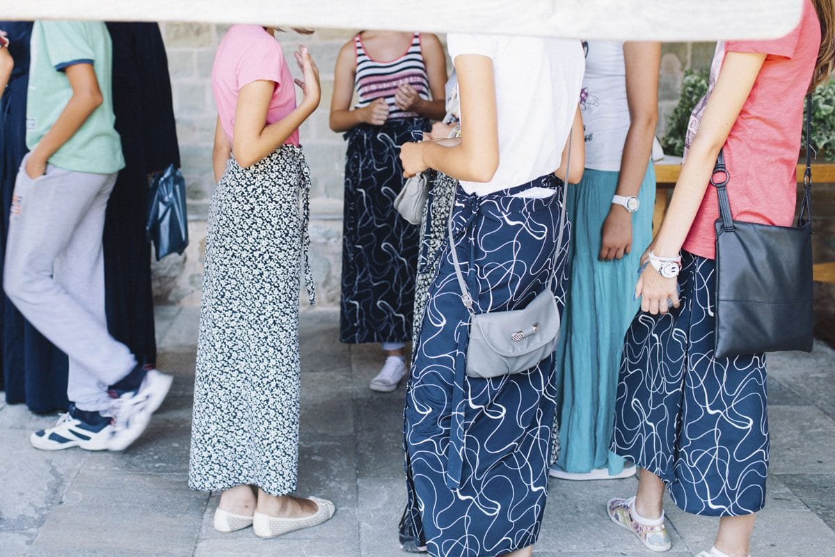 meteora monasteries skirts