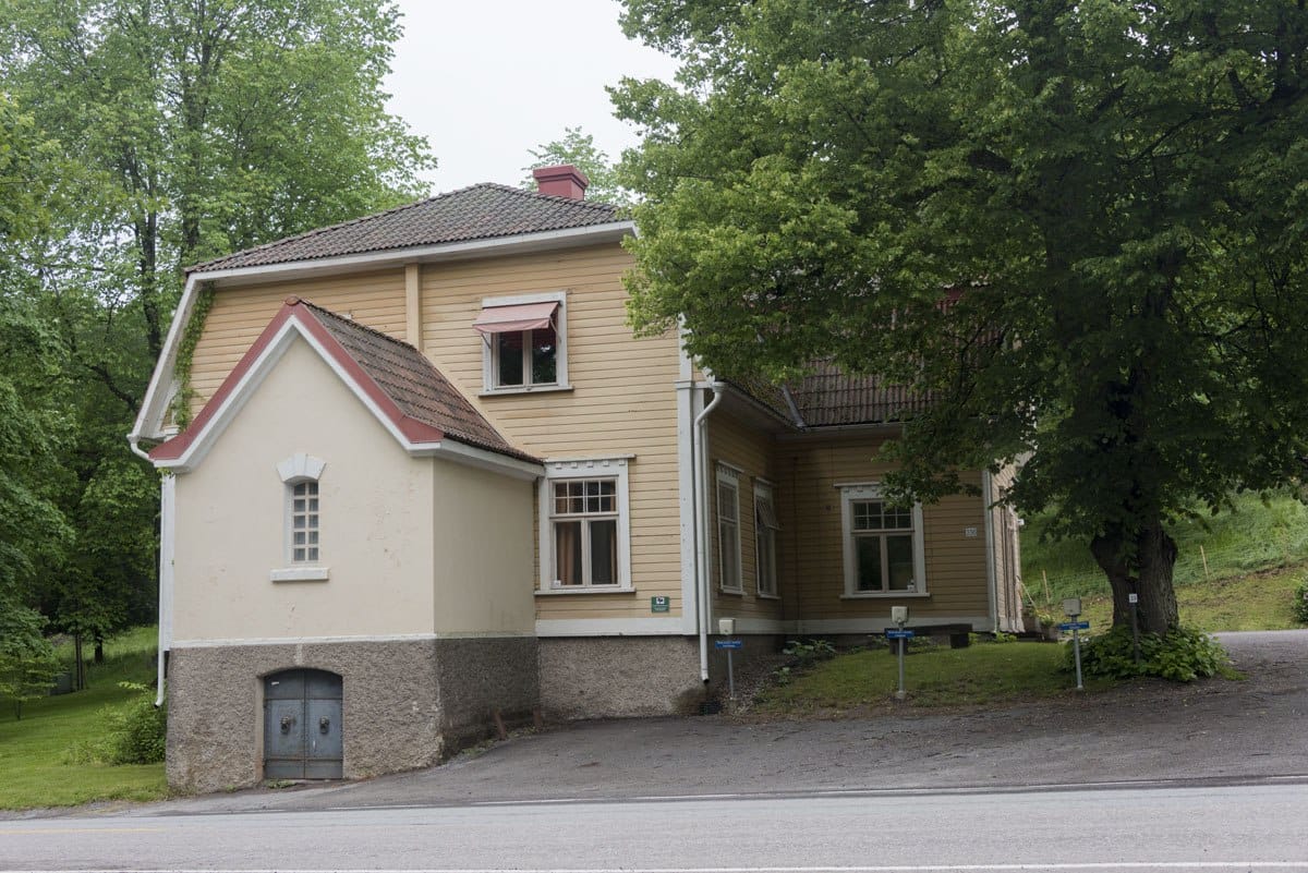 fiskars-wooden-house