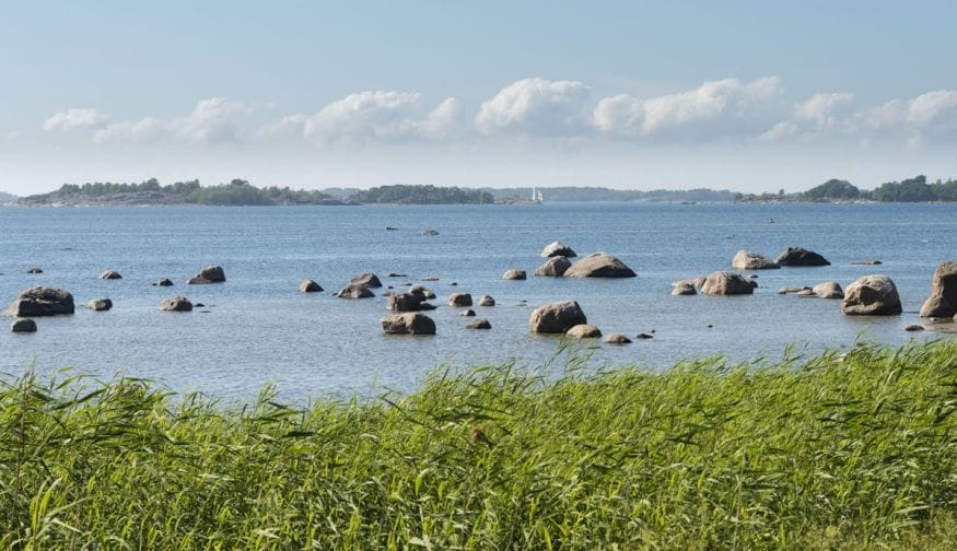 hanko-finland-boulders