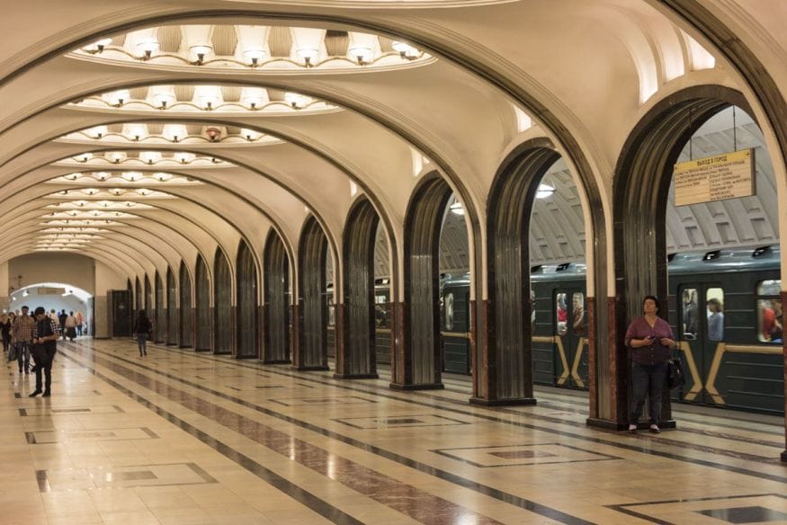 moscow-metro-arches
