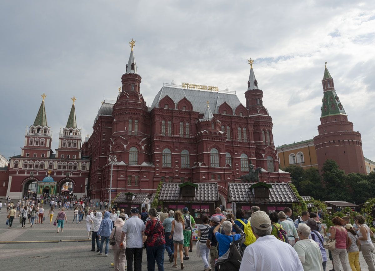 moscow-red-square-entrance