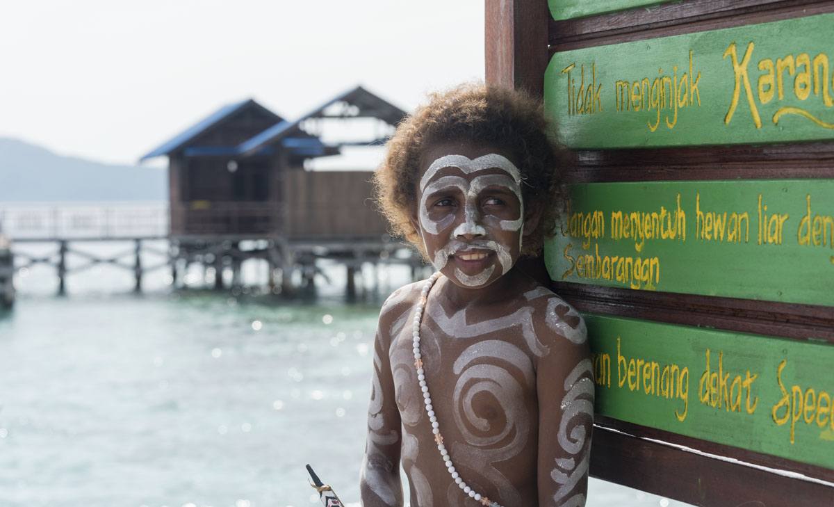 arborek-village-raja-ampat-boy