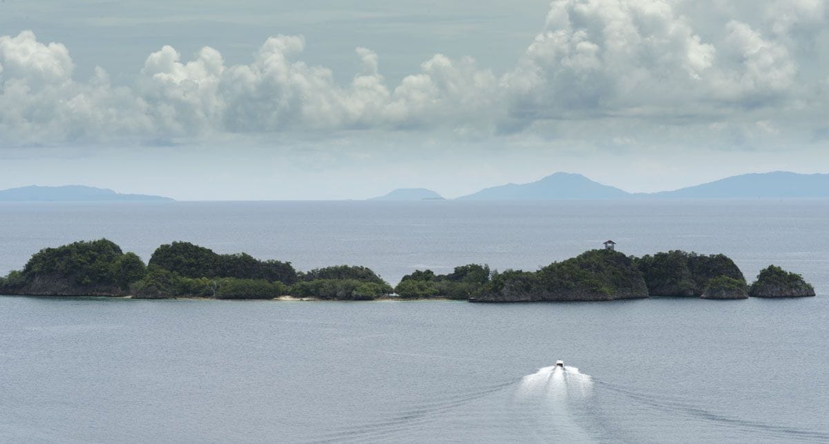 raja-ampat-boat-tour