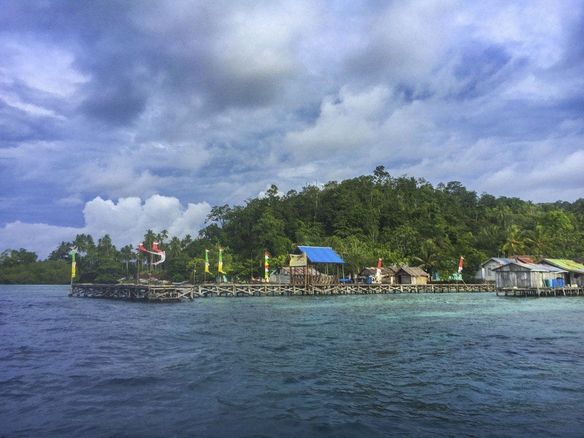 travel-raja-ampat-dive-lodge