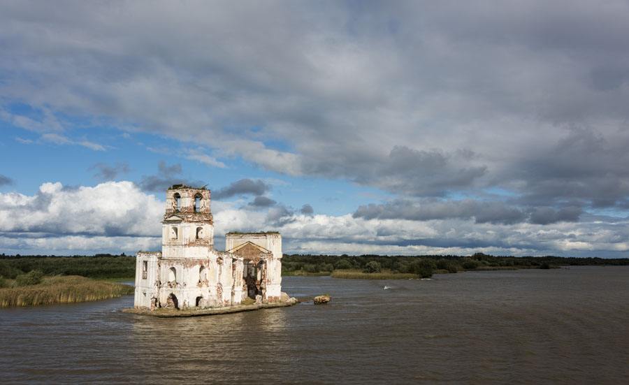 russia lake drowned church