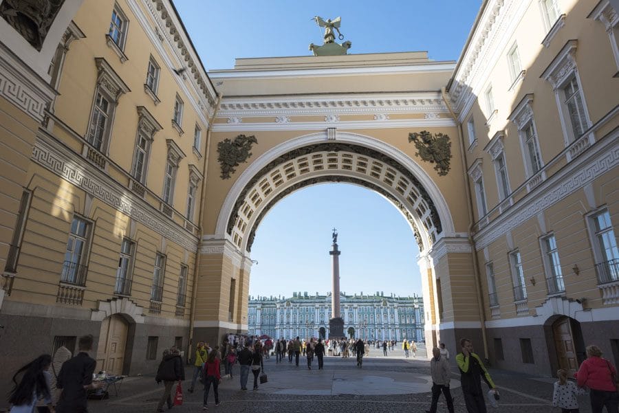 st petersburg hermitage square