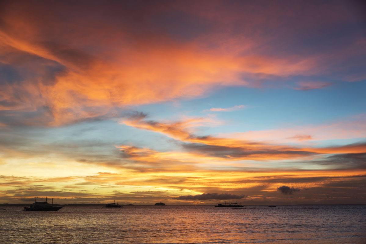 malapascua island sunset colors