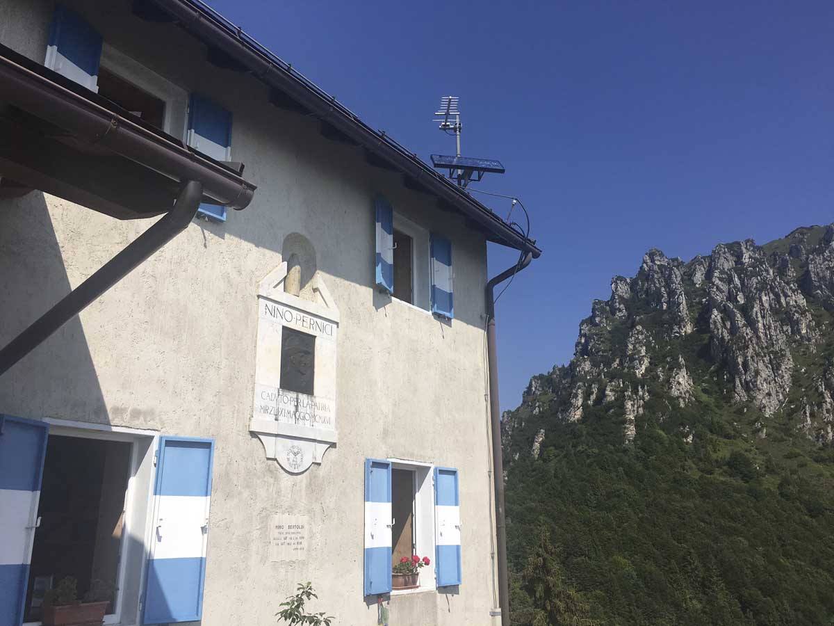 rifugio pernici garda trentino