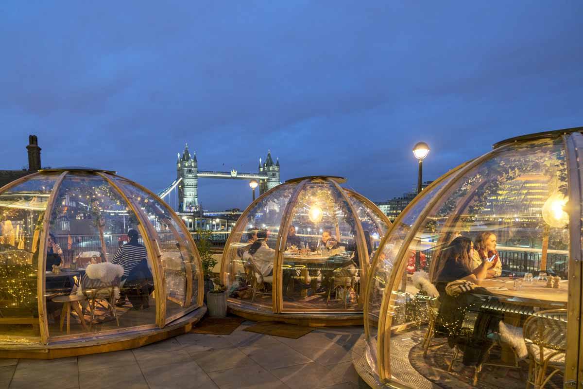 london winter cafe coppa igloo