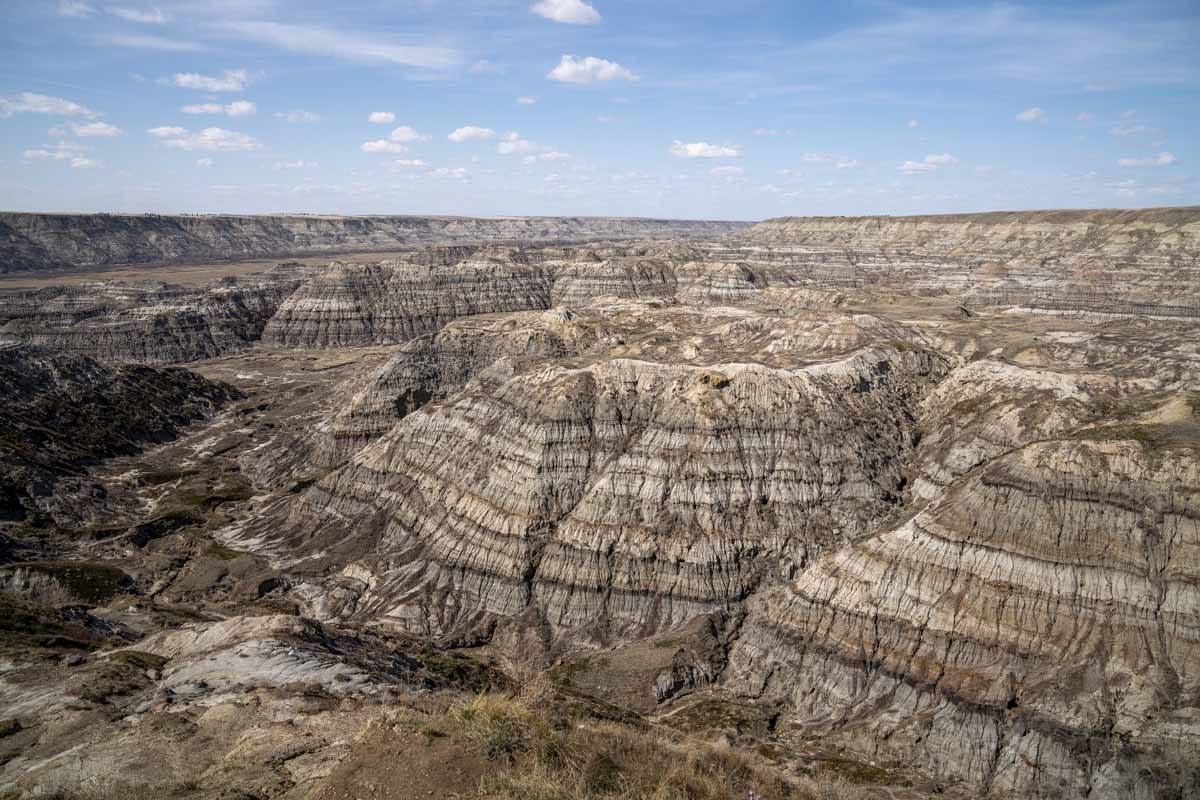 Visit drumheller dinosaur capital canada
