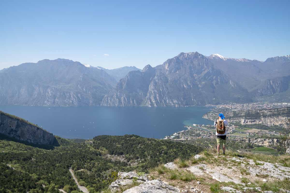 crag Scenic Lake Garda Views