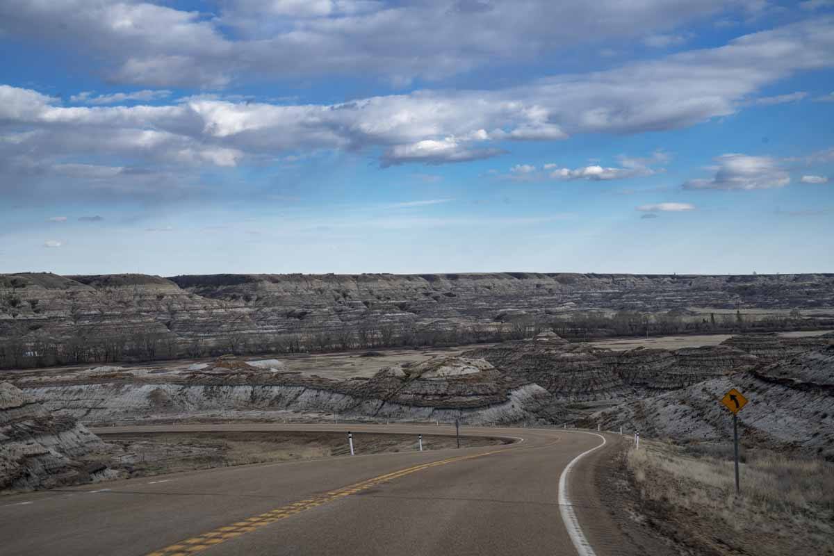 drumheller driving badlands alberta