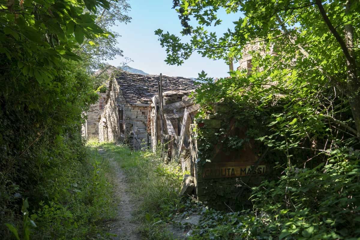abandoned houses via degli abati