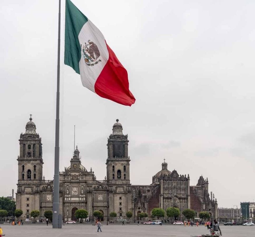 36 hours in mexico city zocalo