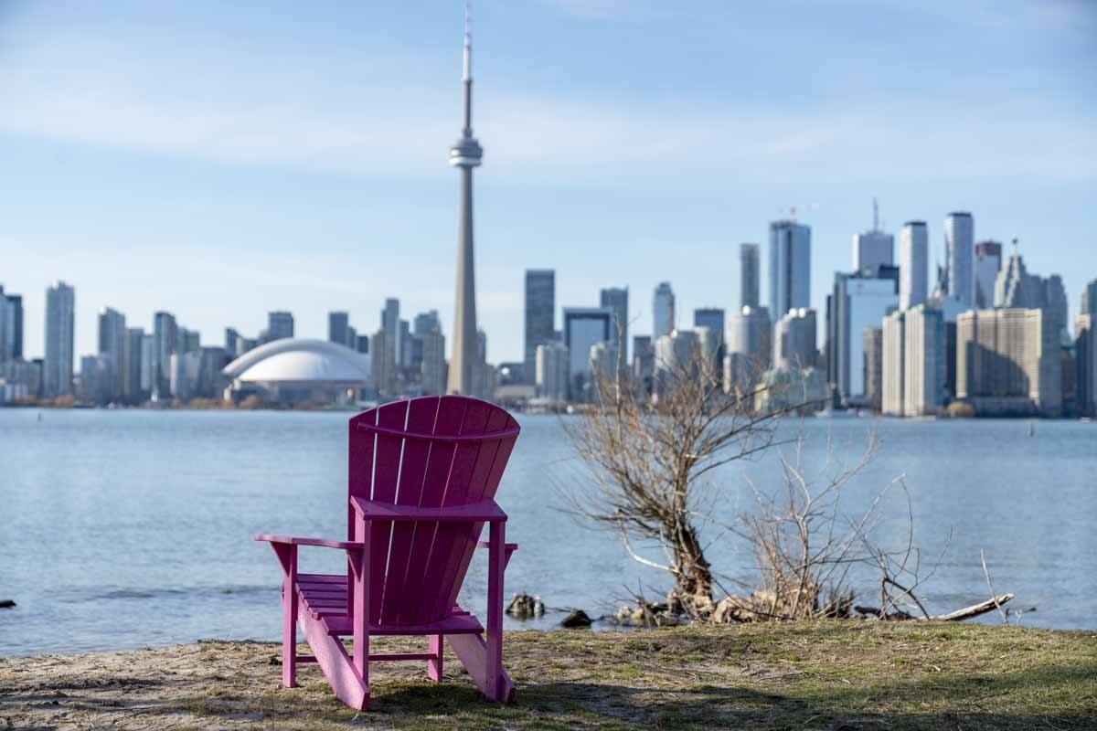 toronto islands layover