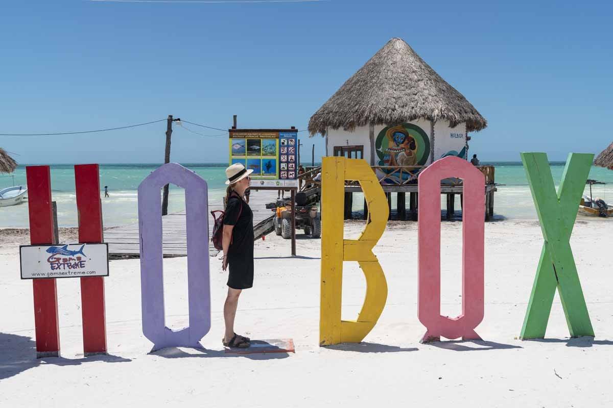 isla holbox sign