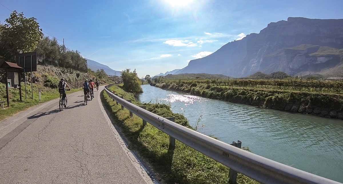 cavedine lake bike garda