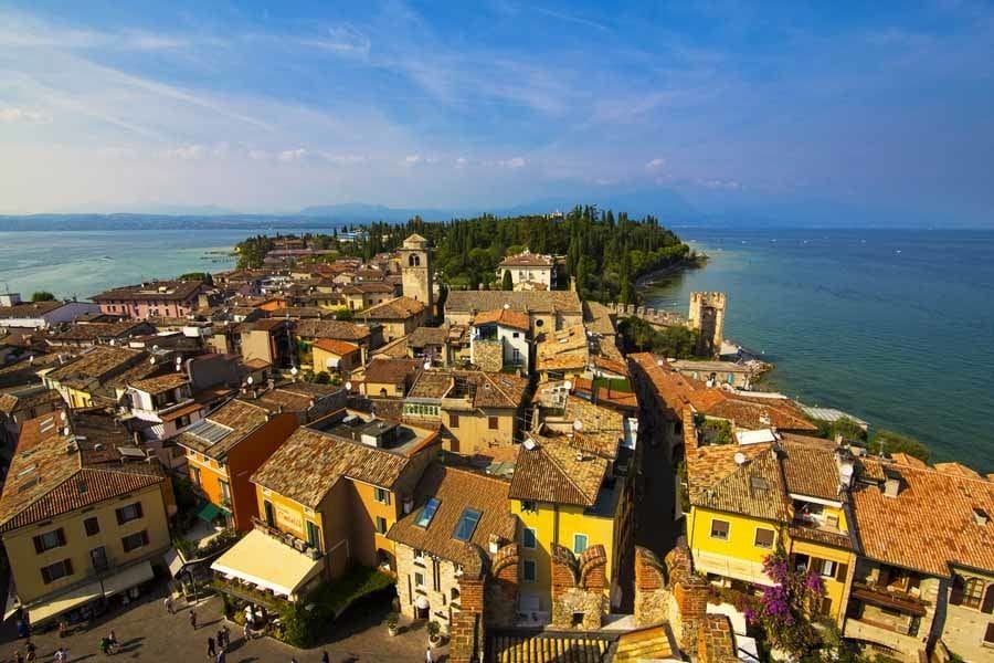 Sirmione-city-from-tower
